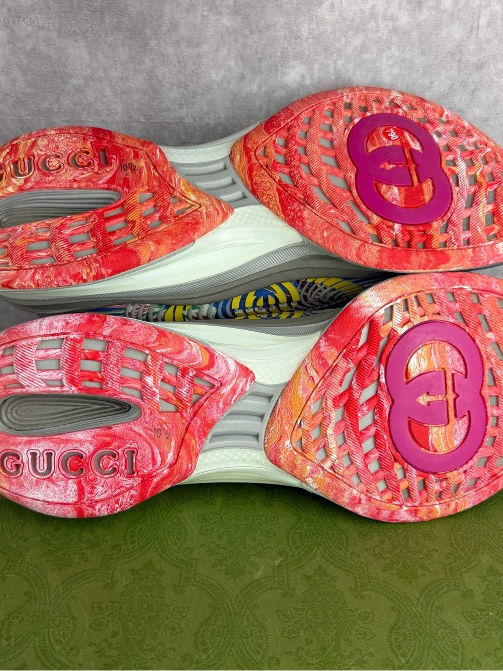 NEW Gucci Runner Blue Marble and Floral Size 10.5 UK / 11 US Men’s Sneakers Rare